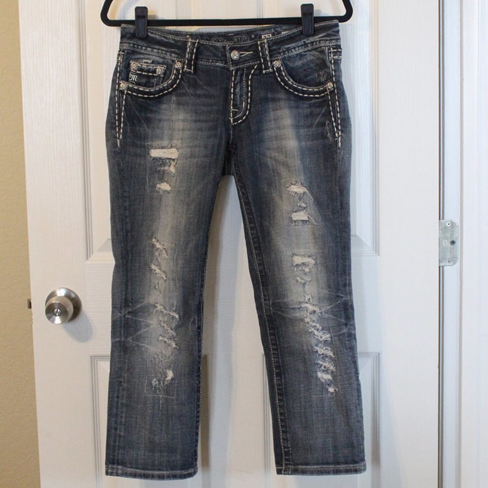 Miss Me Distressed Capri Jeans